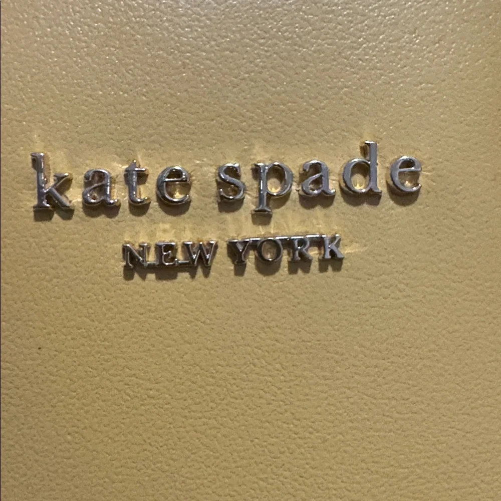 kate spade tote open